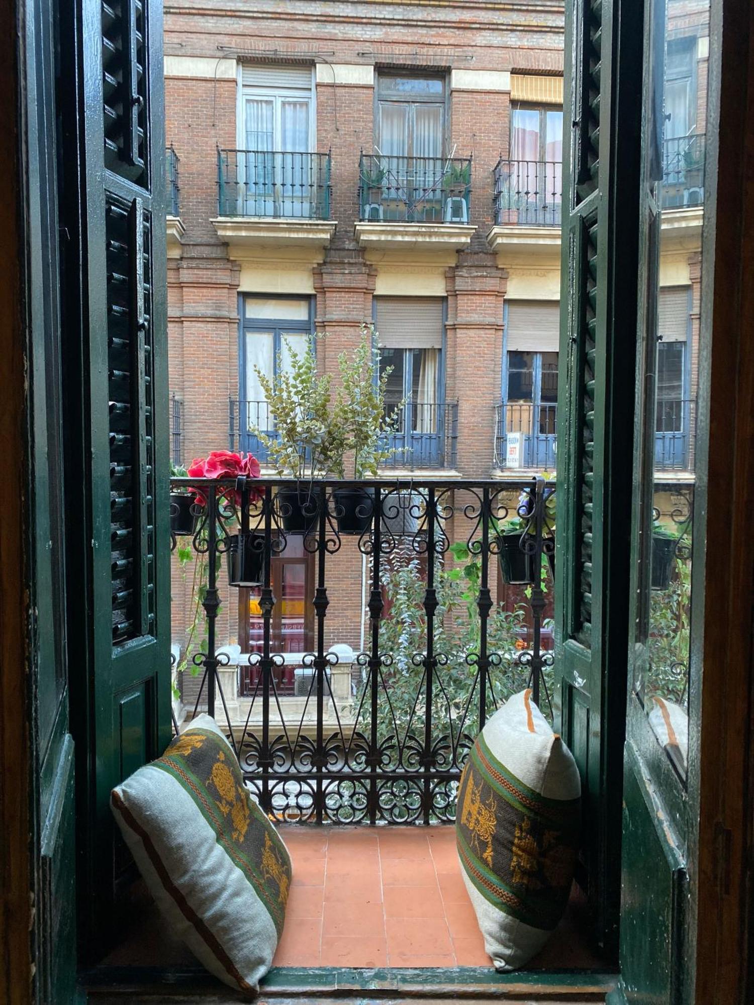 Hortaleza 4, Preciso Estudio En Chueca Junto A La Gran Via De Мадрид Екстер'єр фото
